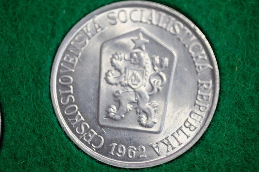 25 Haliernik 1962